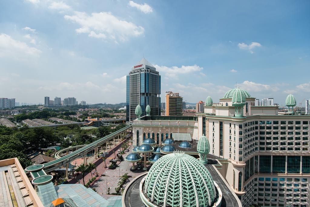 New Town Resort Suites At Pyramid Tower Subang Jaya Dış mekan fotoğraf